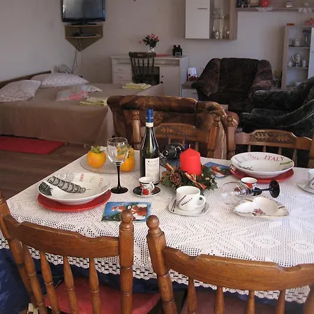 Adelita Apartman *