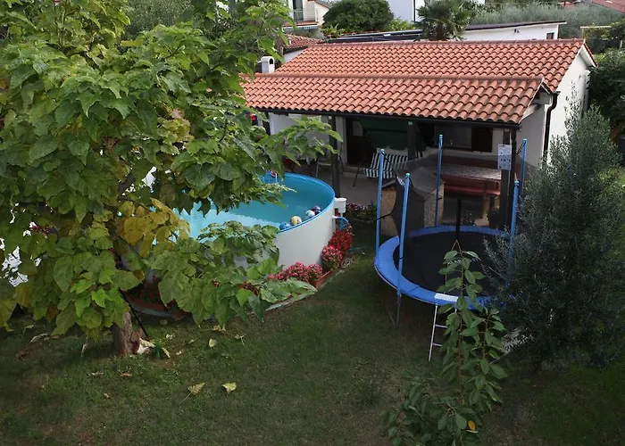 Adelita Apartament *