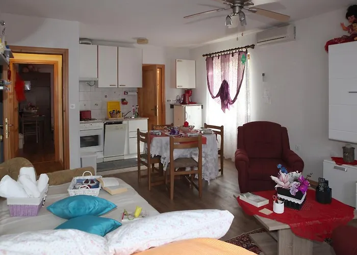 Adelita Apartament *